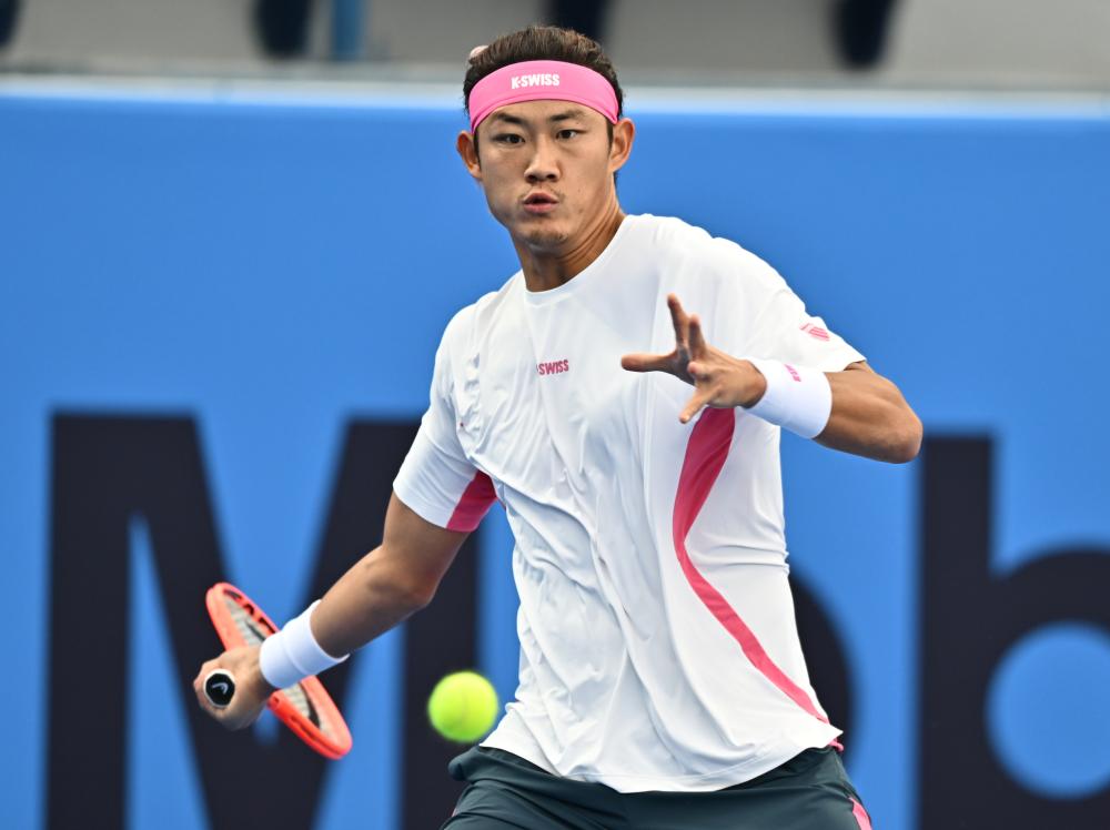 记者：梅西不考虑以球员身份回巴萨，若回归会是担任管理职务