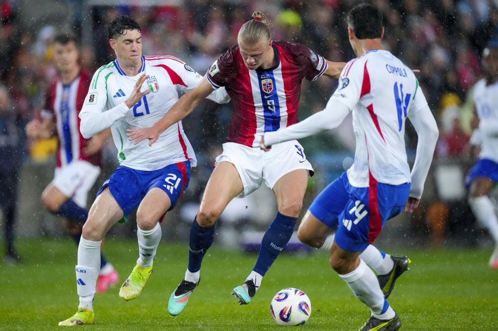 日职战报：桑塔纳等4人破门，浦和红钻4-0大胜川崎前锋