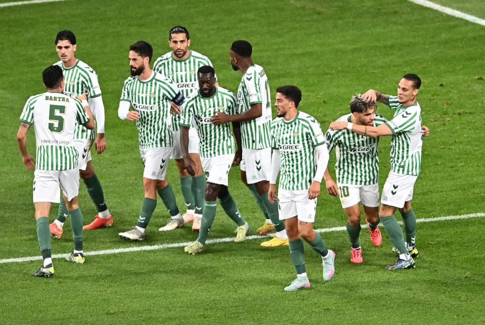 格伊的未来？格拉斯纳：我不清楚，由俱乐部做决定