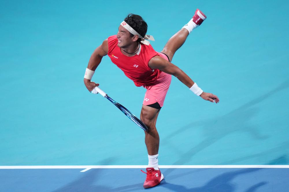 湖人末节连续得分，锁定胜局