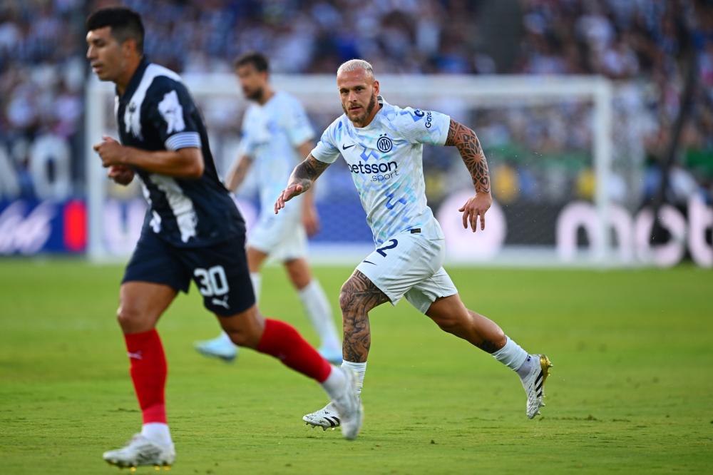 尹鸿博告别信：膝盖和小腿肌无法承受梦想之重，未来会做青训